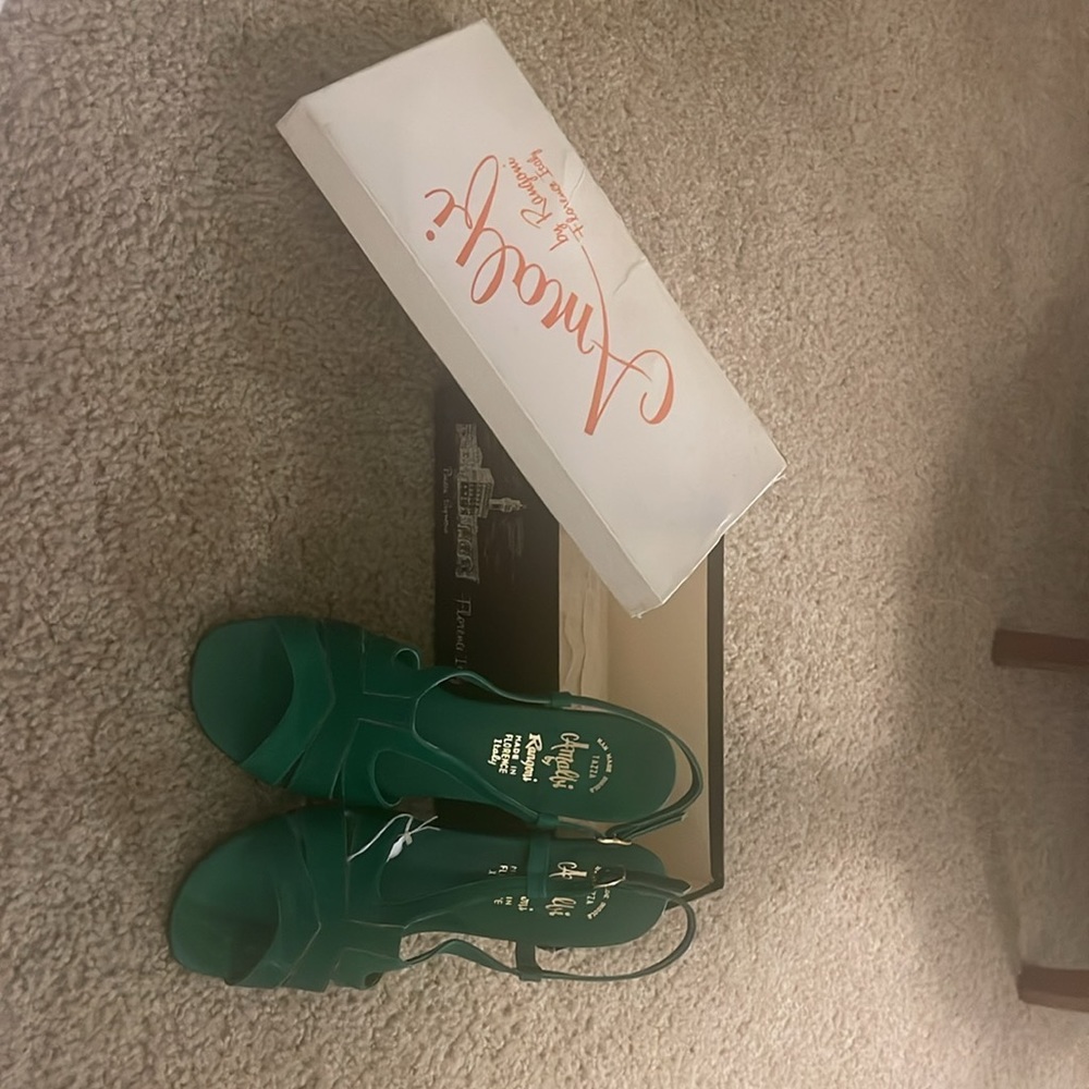 Vintage Amalfi 9 1/2 sandals open toe Green